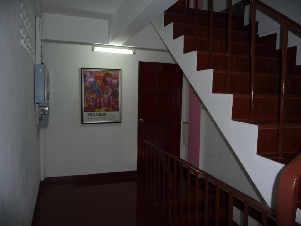 Room For You Бангкок Экстерьер фото